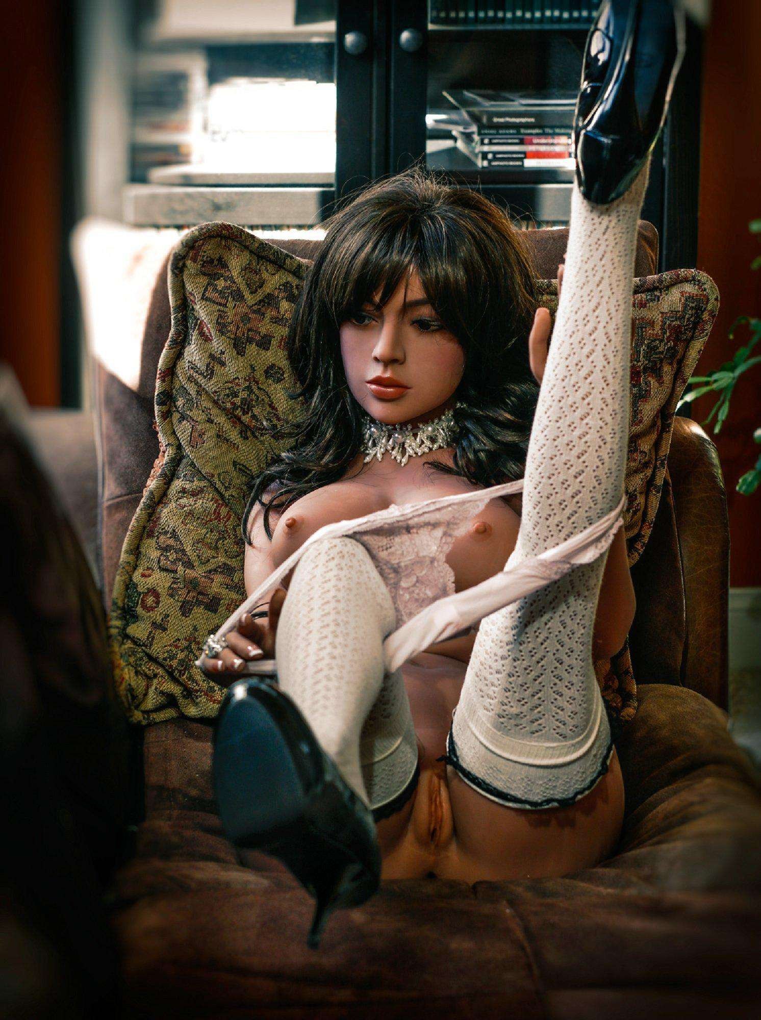 Claire 4ft10 Curvy Sex Doll